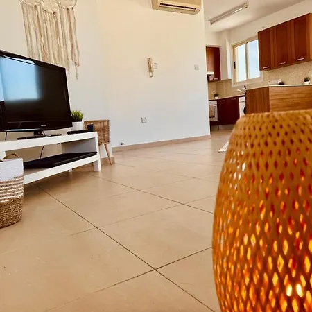 Boho Sun Retreat - Airy 2br - Walk2beach -